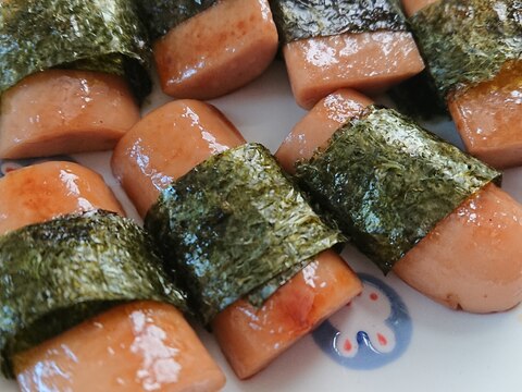 魚肉ソーセージの海苔巻き☆お弁当に◯
